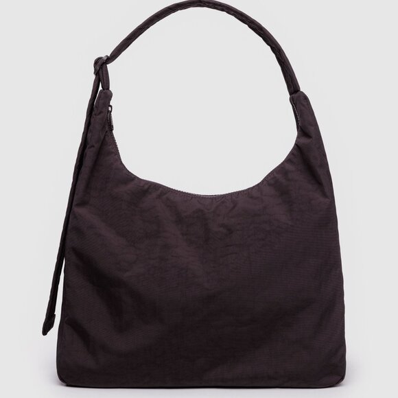 BAGGU Handbags - NWT Baggu Regular Shoulder Bag - Chocolate Plum